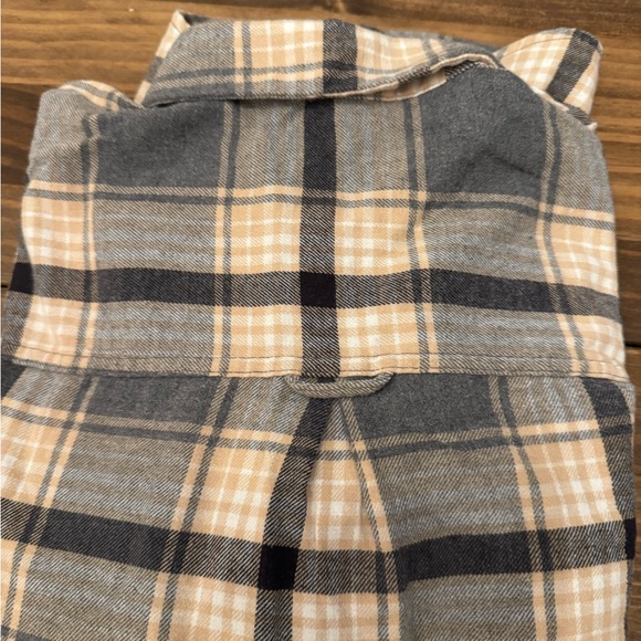 Cozy Oversized Plaid Flannel Sz XL - Picture 3 of 5